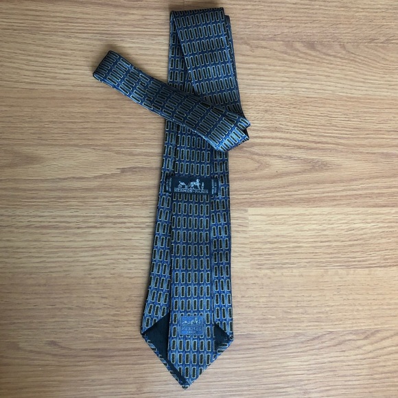 Authentic Hermes men’s neck tie - Picture 4 of 8